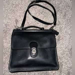 Vintage Coach Willis Crossbody Bag